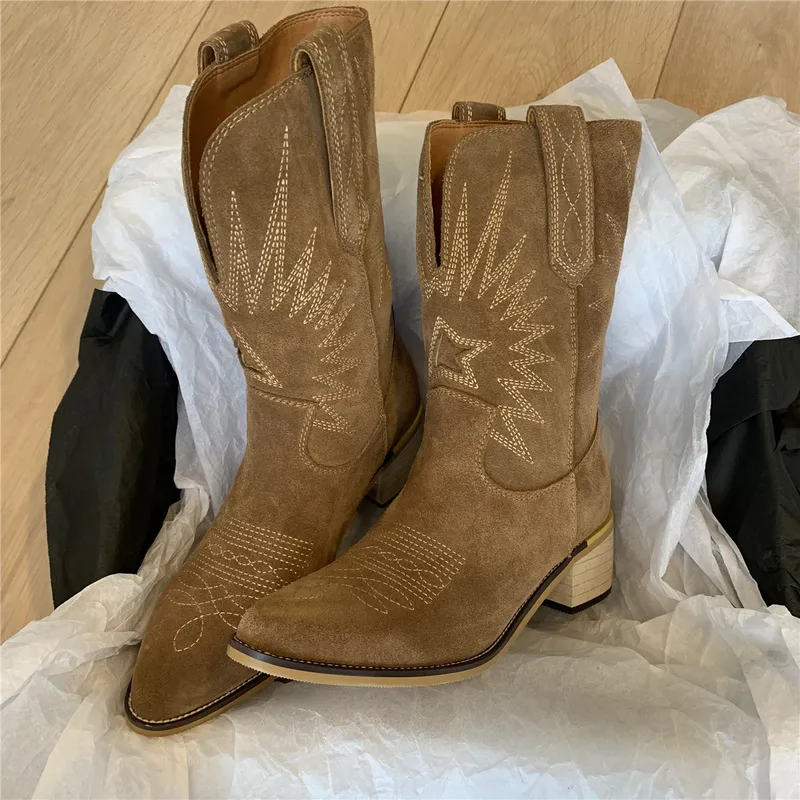 Casual Western Cowboy Ankle Boots with Heel for Women | Perfect for Casual Days