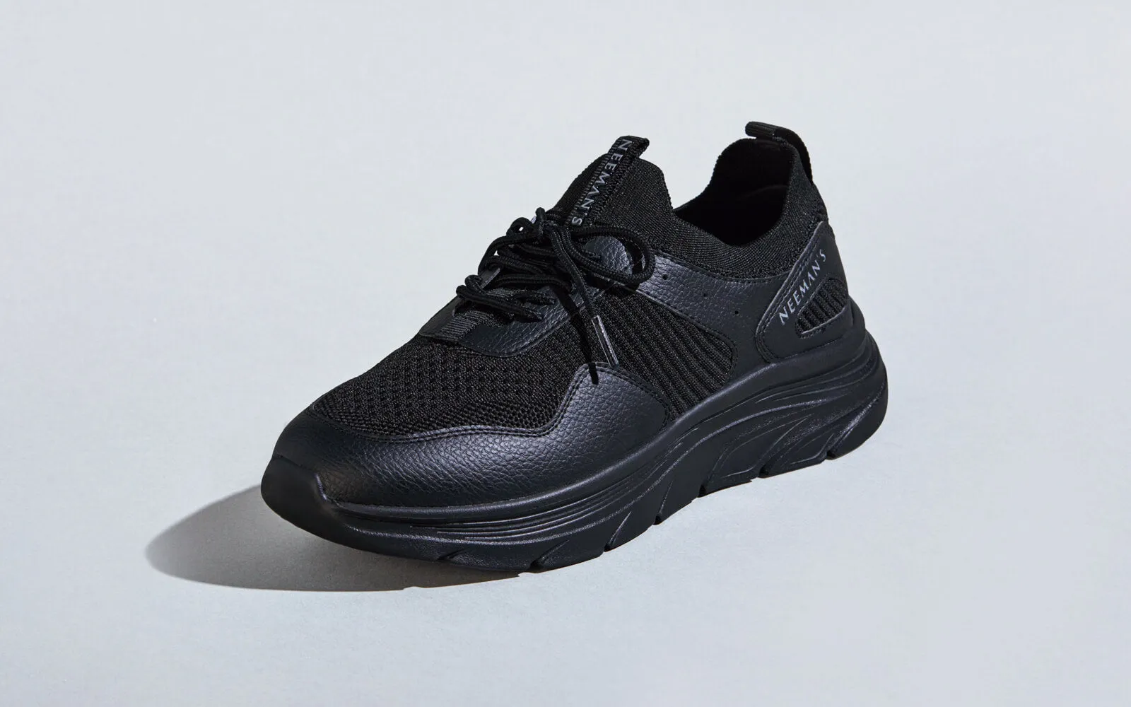 High Wave Sneakers : Black