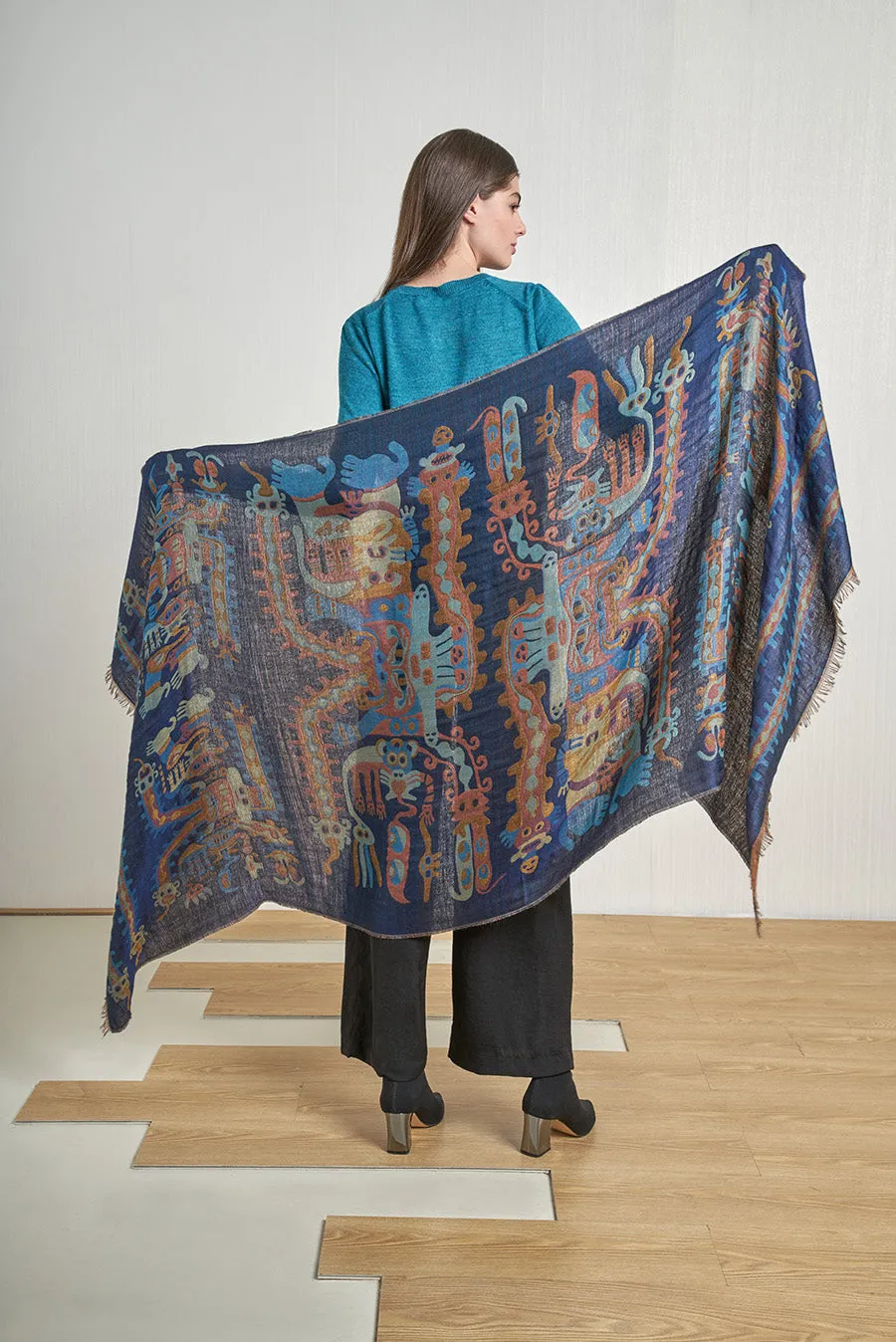 Nazca - 34 Shawl Royal Alpaca & Silk Color Blue