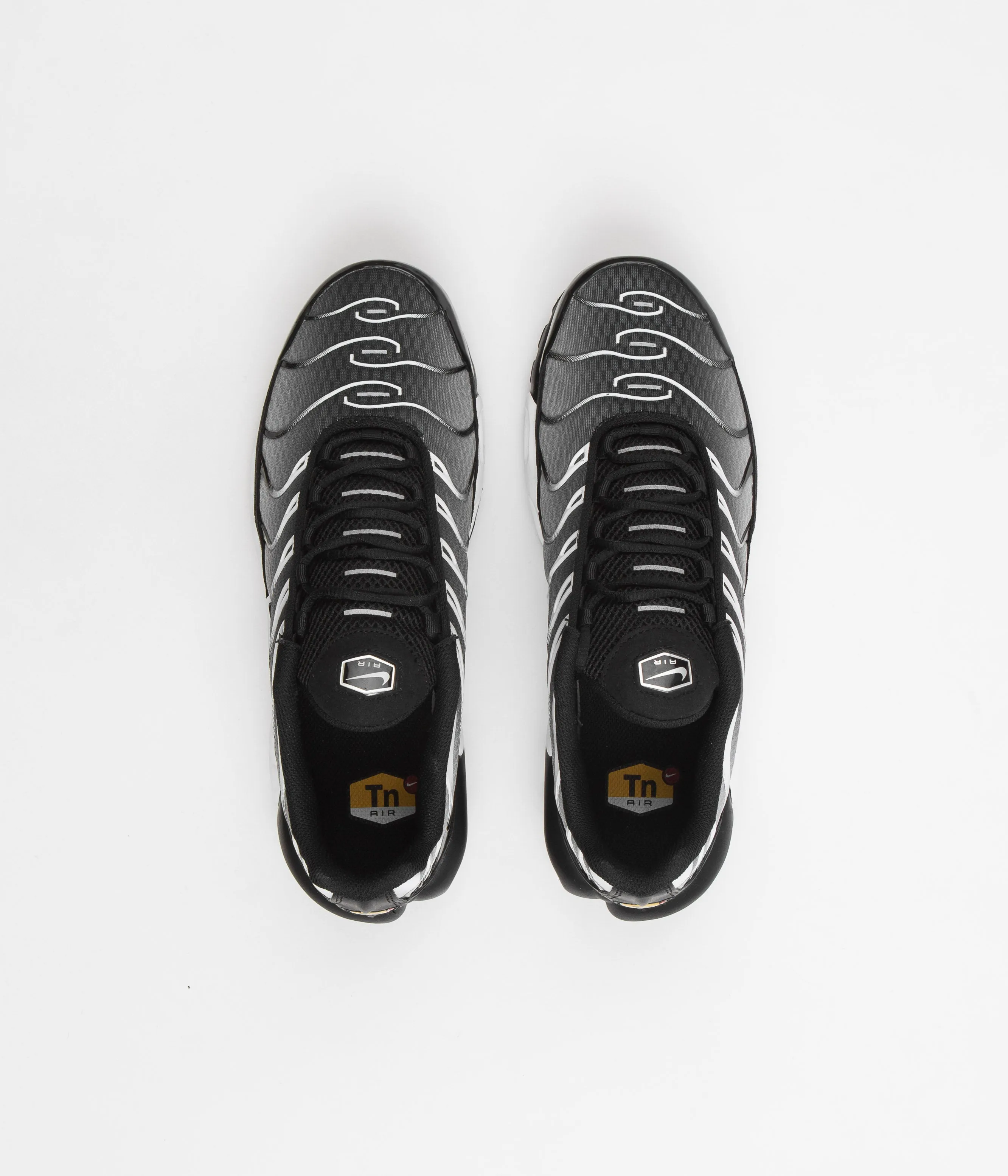 Nike Air Max Plus Shoes - Black / White - Metallic Silver