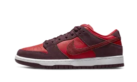 Nike SB Dunk Low Cherry