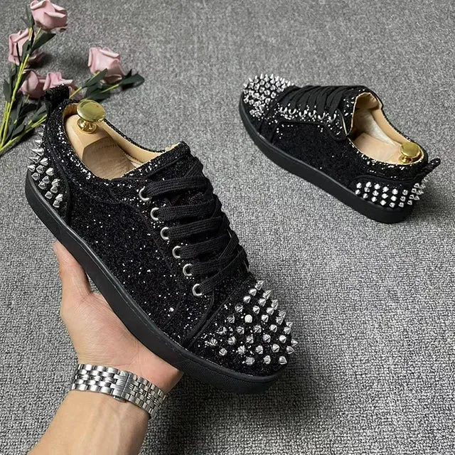 Rivet Decor Breathable Leather Sneakers